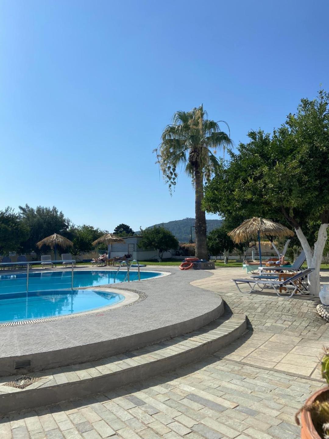 Manos Pension Faliraki Exterior photo